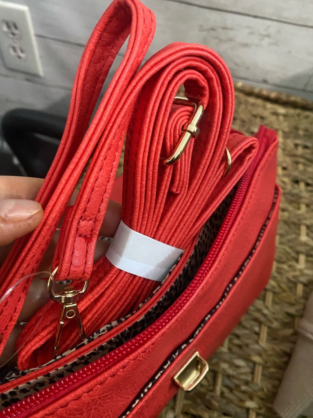 Isabelle Bright Orange/Red Faux-Leather Crossbody Clutch NWT❗️ - Picture 5 of 5